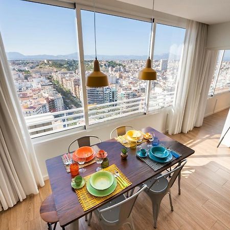 Charming Downtown Skyscrapper Apartment Alicante Luaran gambar
