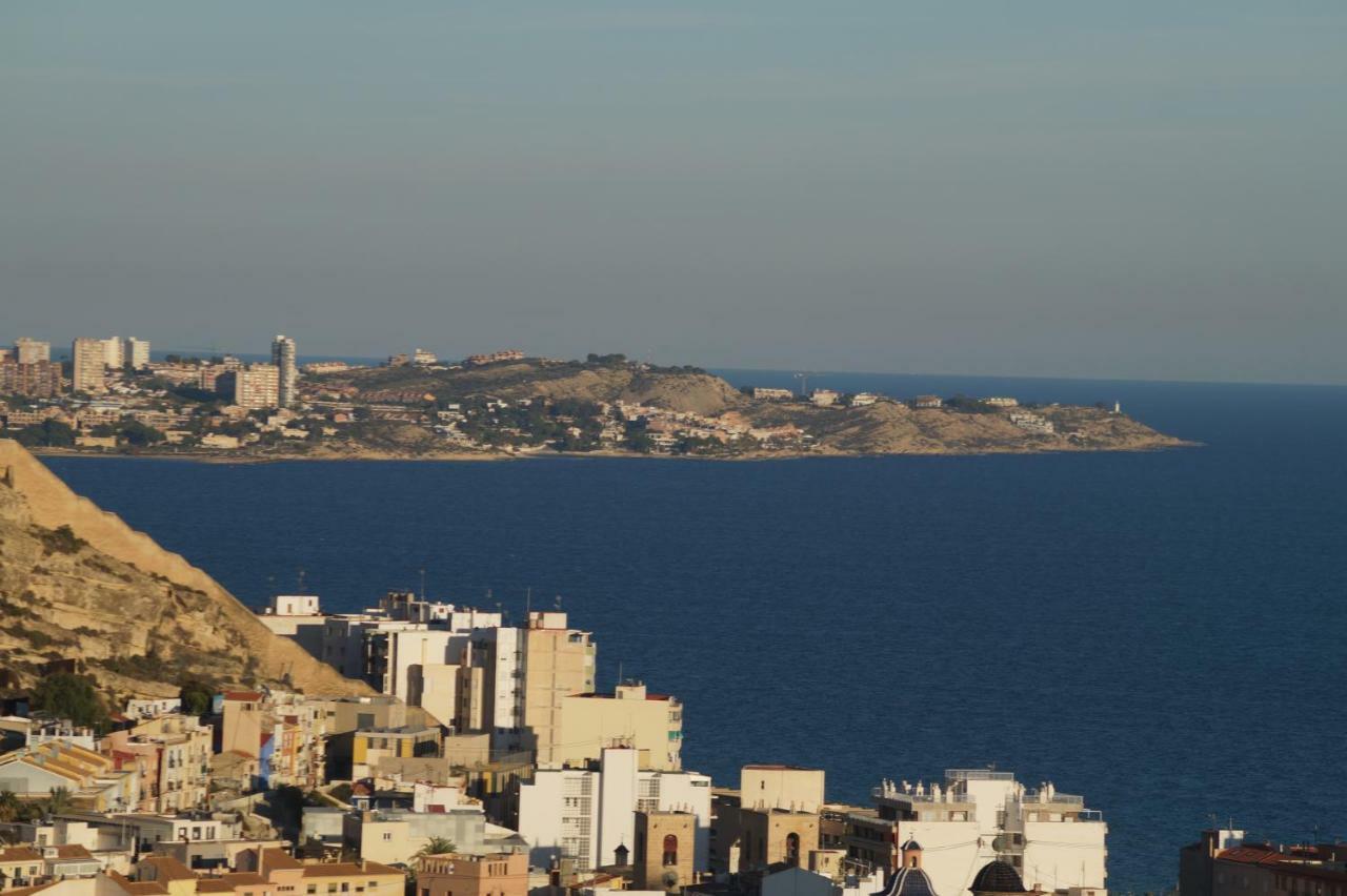 Charming Downtown Skyscrapper Apartment Alicante Luaran gambar